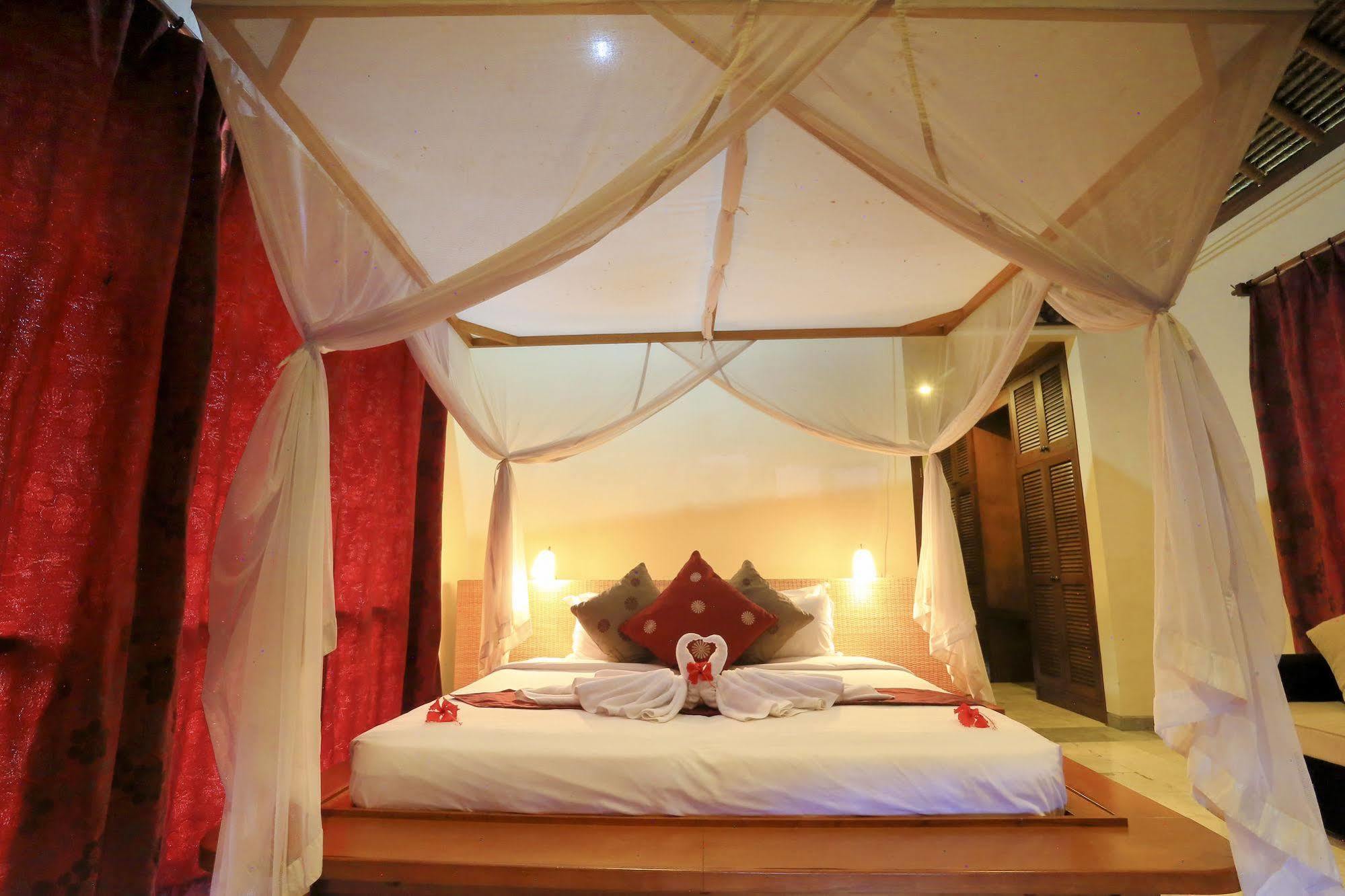 Gayatri Ubud Exterior photo